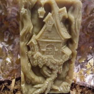 Home Made Goats Milk Soap. Manuka Honey, Oats, Jojoba Oil. Bleu De Channel Type Scent. Witches House.