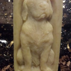 Home Made Goats Milk, Manuka Honey, Oats, Jojoba and Aloe. Juicy Couture type Scent. Lab.