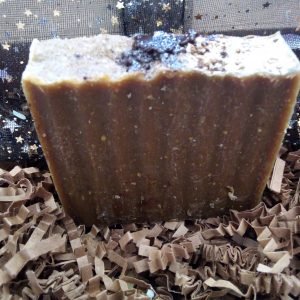 Home Made Goats Milk, Manuka Honey, Oats, Dead Sea Salt and Kelp. Sliced.