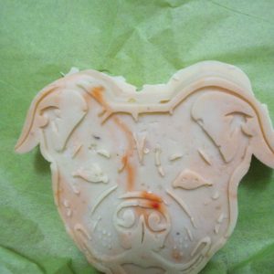 Goats Milk, Manuka Honey, Jojoba Oil, Ground Oats. Rose Scented. Pit Bull