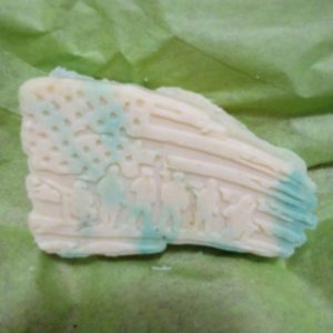 Goats Milk, Manuka Honey, Jojoba Oil, Ground Oats. Rolling Mist Scented. Tattered Flag.